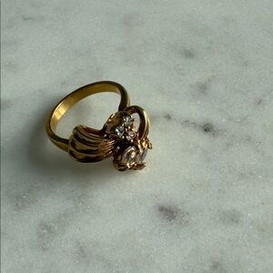 BelleStyle Gold Ring with Crystal Detailing